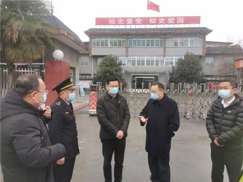 张勇副厅长到成绵高速白鹤林枢纽调研